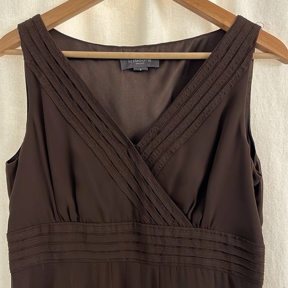 Liz Claiborne size 8 brown semi formal dress - Picture 2 of 7